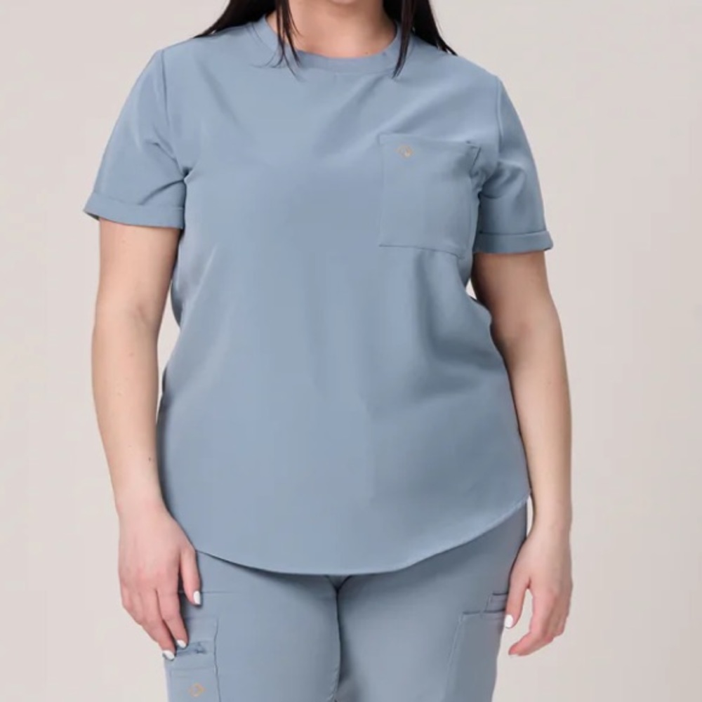 LUUNA SCRUB SET